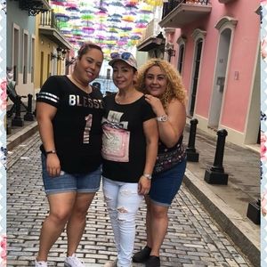 Meet your Posher, Ilia